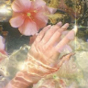 Meet your Posher, Isis